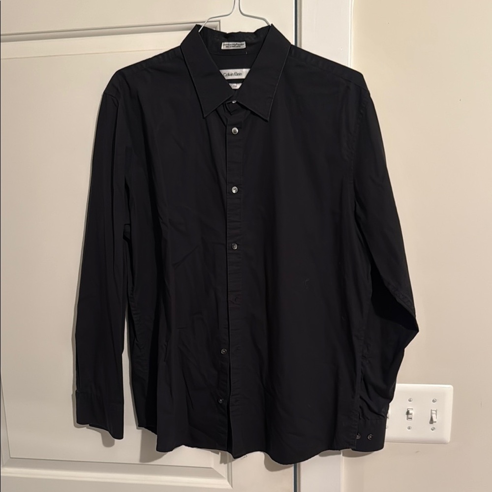 Calvin Klein Men's Black Shirt